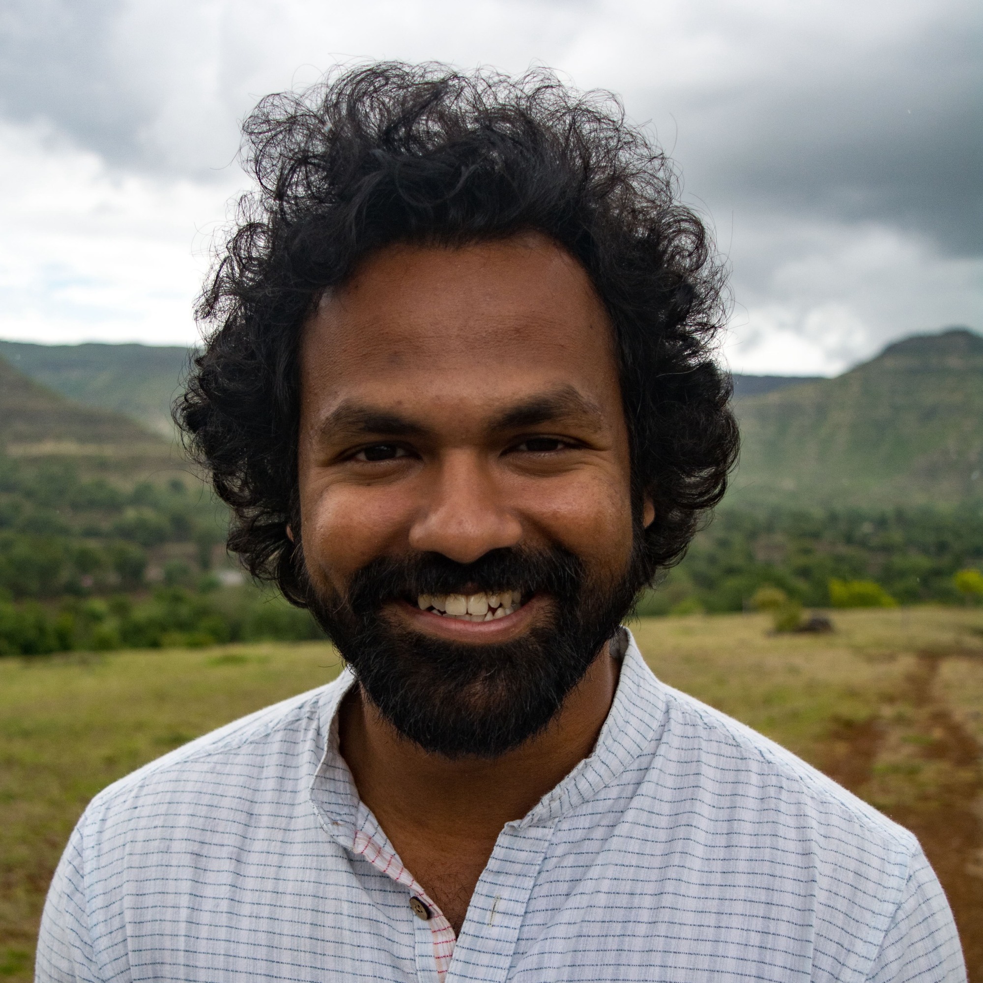 Headshot of Tushar Mathew